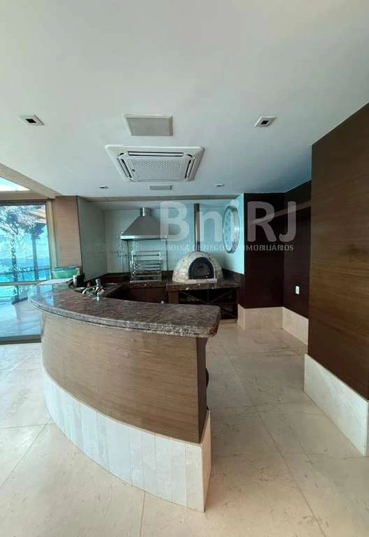 Квартира 779 м² без меблів із 4 спальнями-сюїтами — photo 30