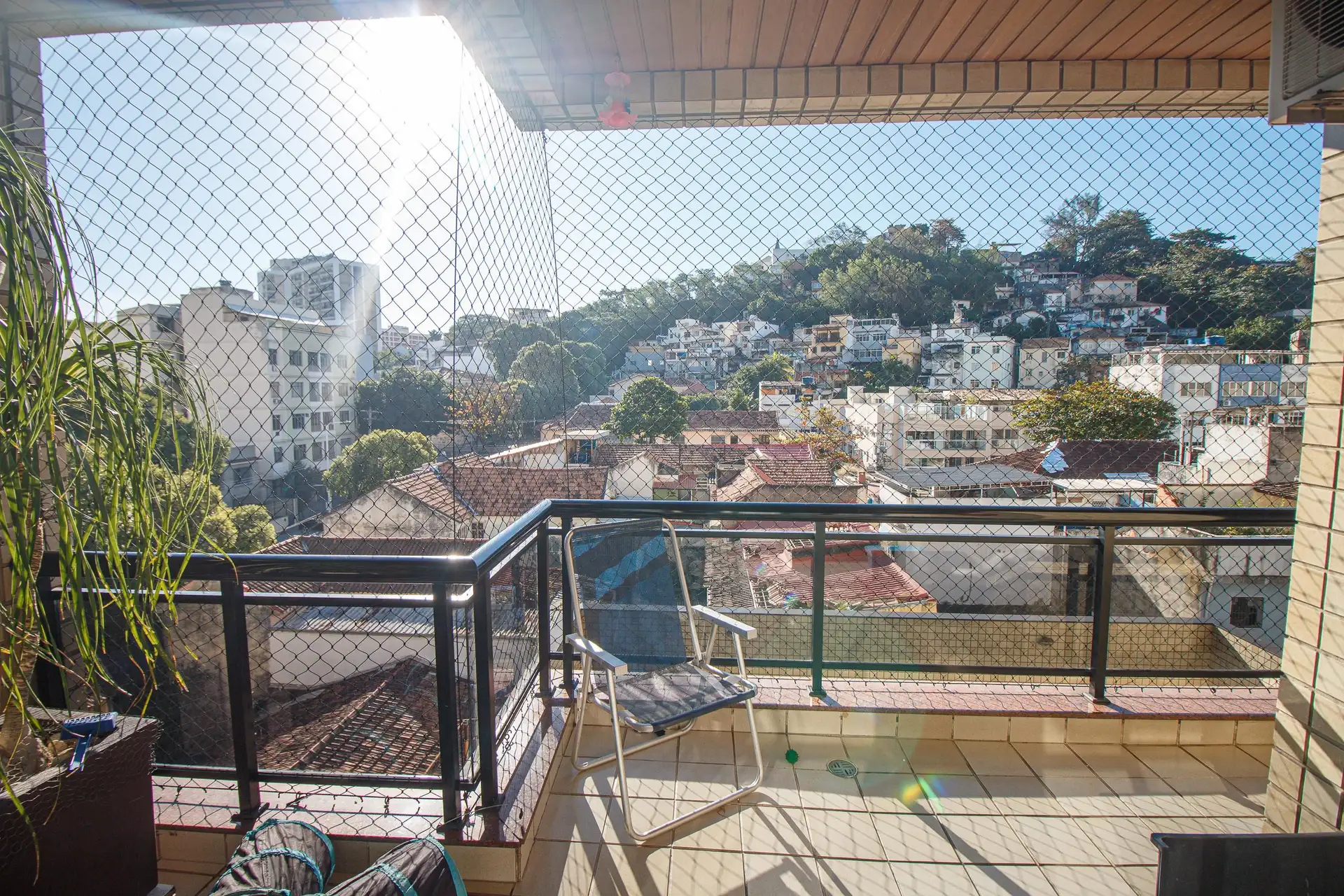 Furnished 2-bedroom apartment with 2 bathrooms and pet-friendly policy — photo 7