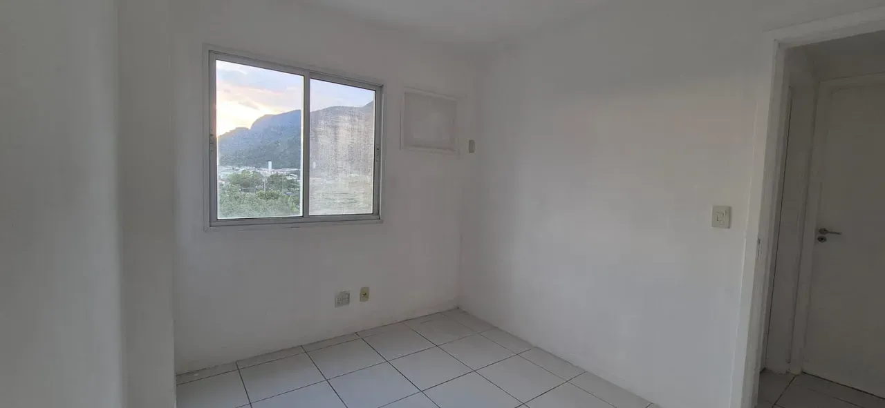 2-bedroom apartment with a mountain view in Rio de Janeiro — photo 6