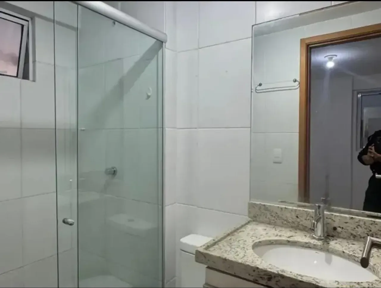 3-bedroom apartment in a building with a coworking space — photo 7
