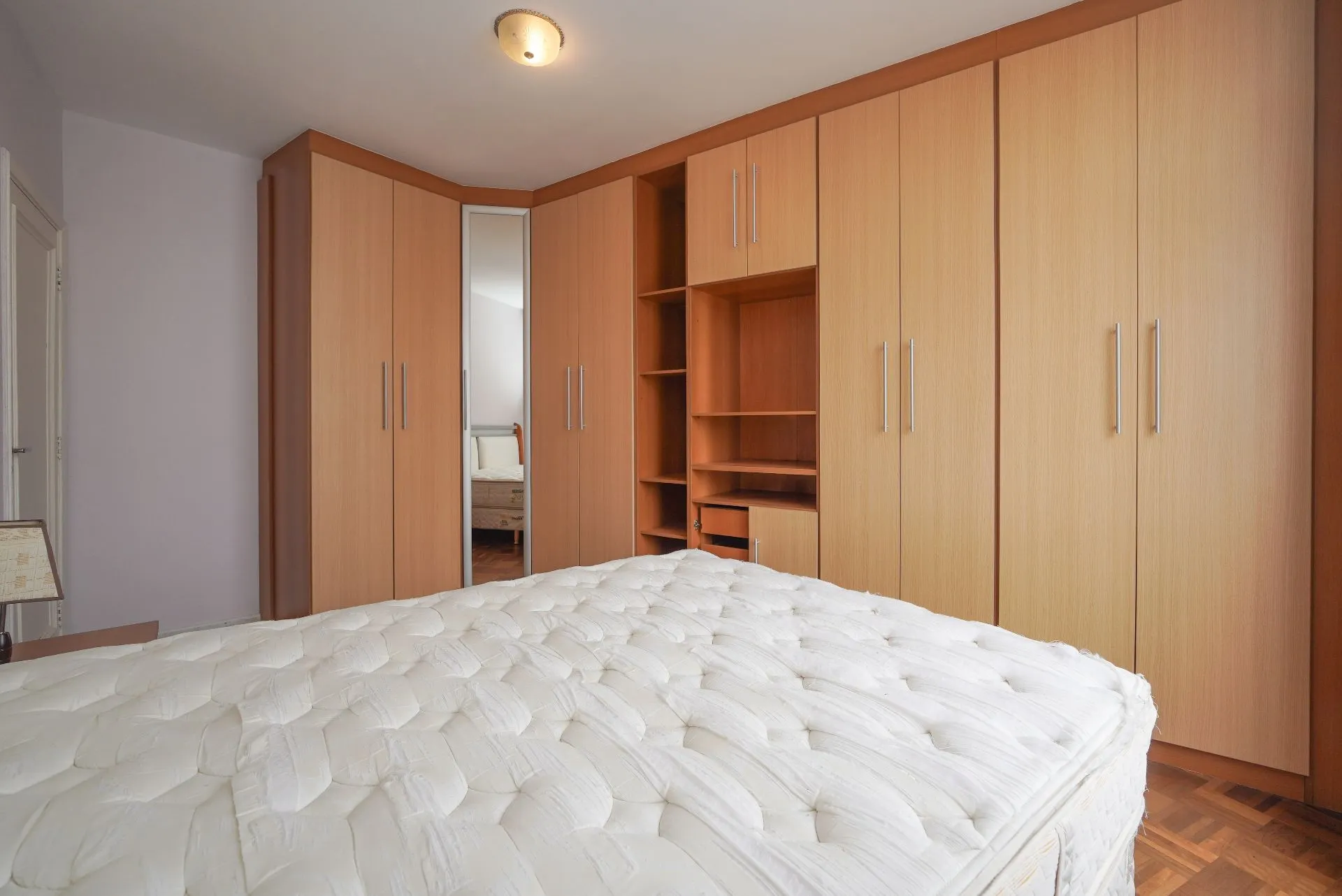 Home office in a 3-bedroom apartment, 140 m² — photo 20