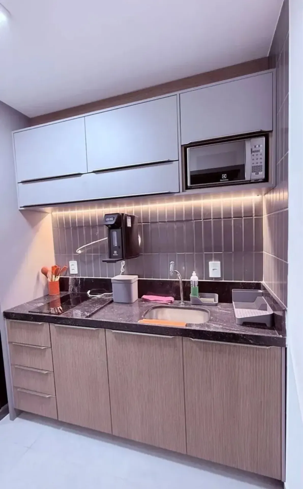 Apartamento mobiliado de 29 m², 1 quarto e 1 banheiro