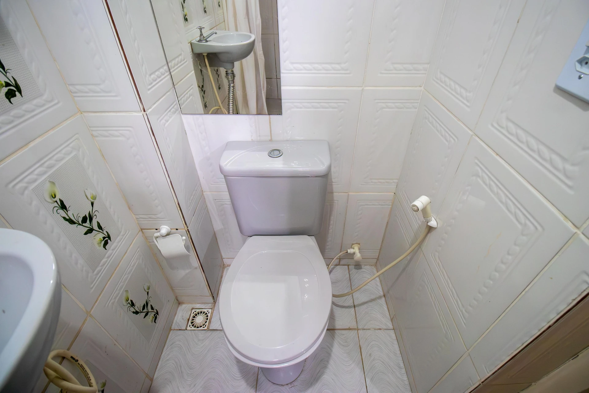 One-bedroom house with a garden — photo 10