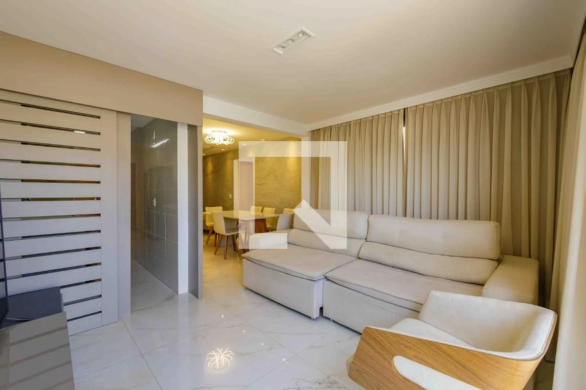 Apartamento mobiliado com 4 quartos e 4 banheiros — photo 6