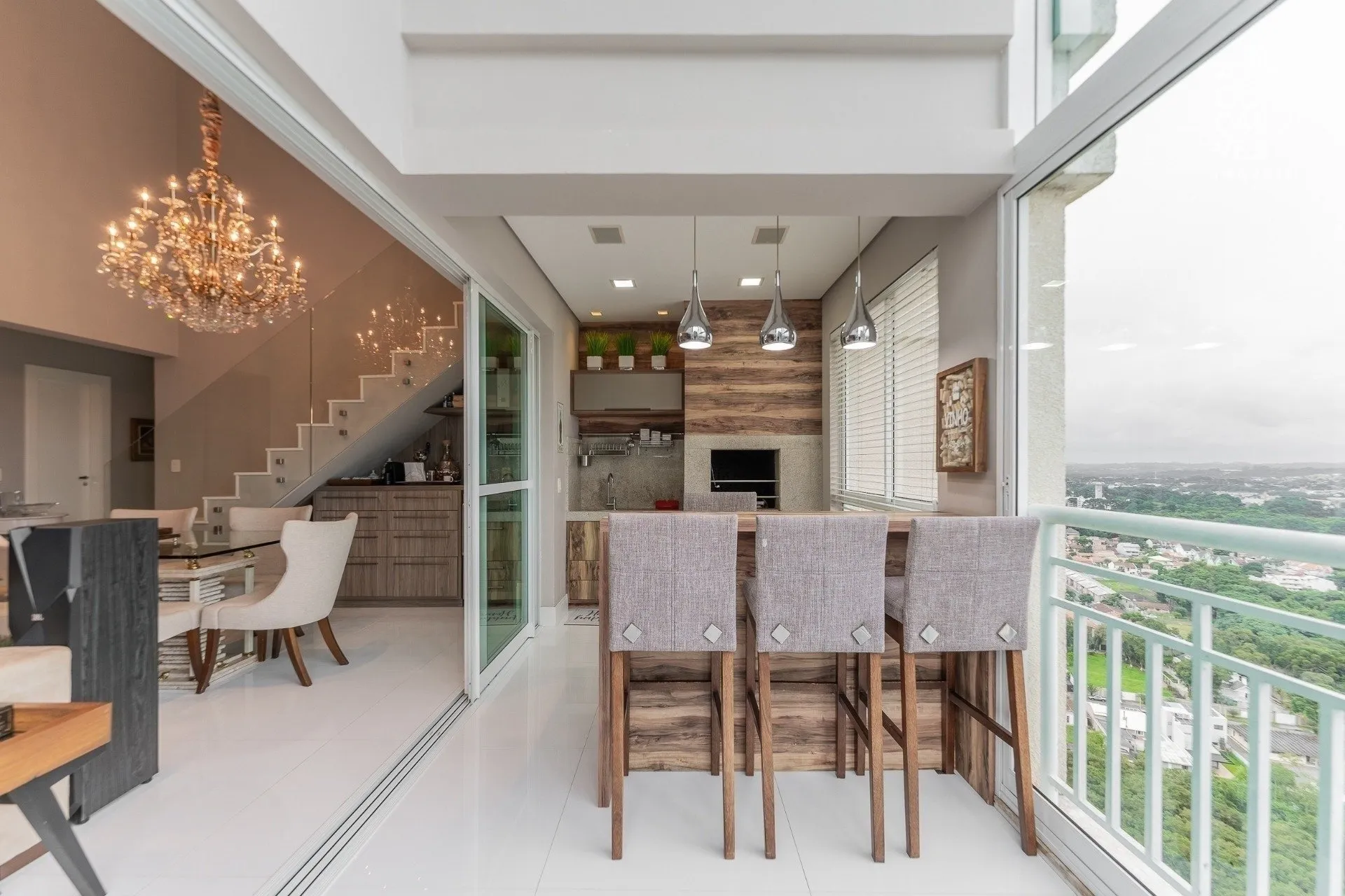Apartment with 3 bedrooms, 5 baths and 3 parking