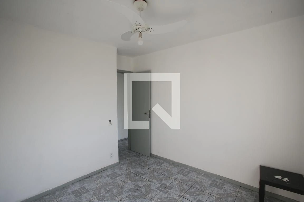 Rental apartment with 2 bedrooms and 1 bathroom — photo 33