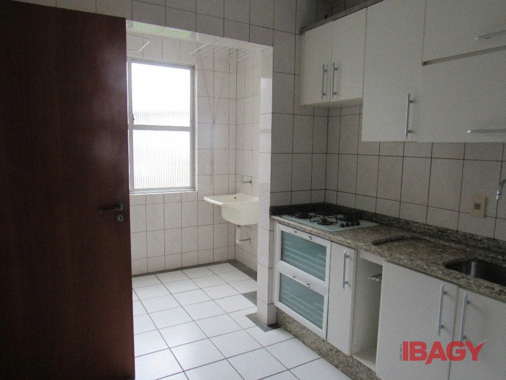 Apartment, 86 m², with a private BBQ — photo 3