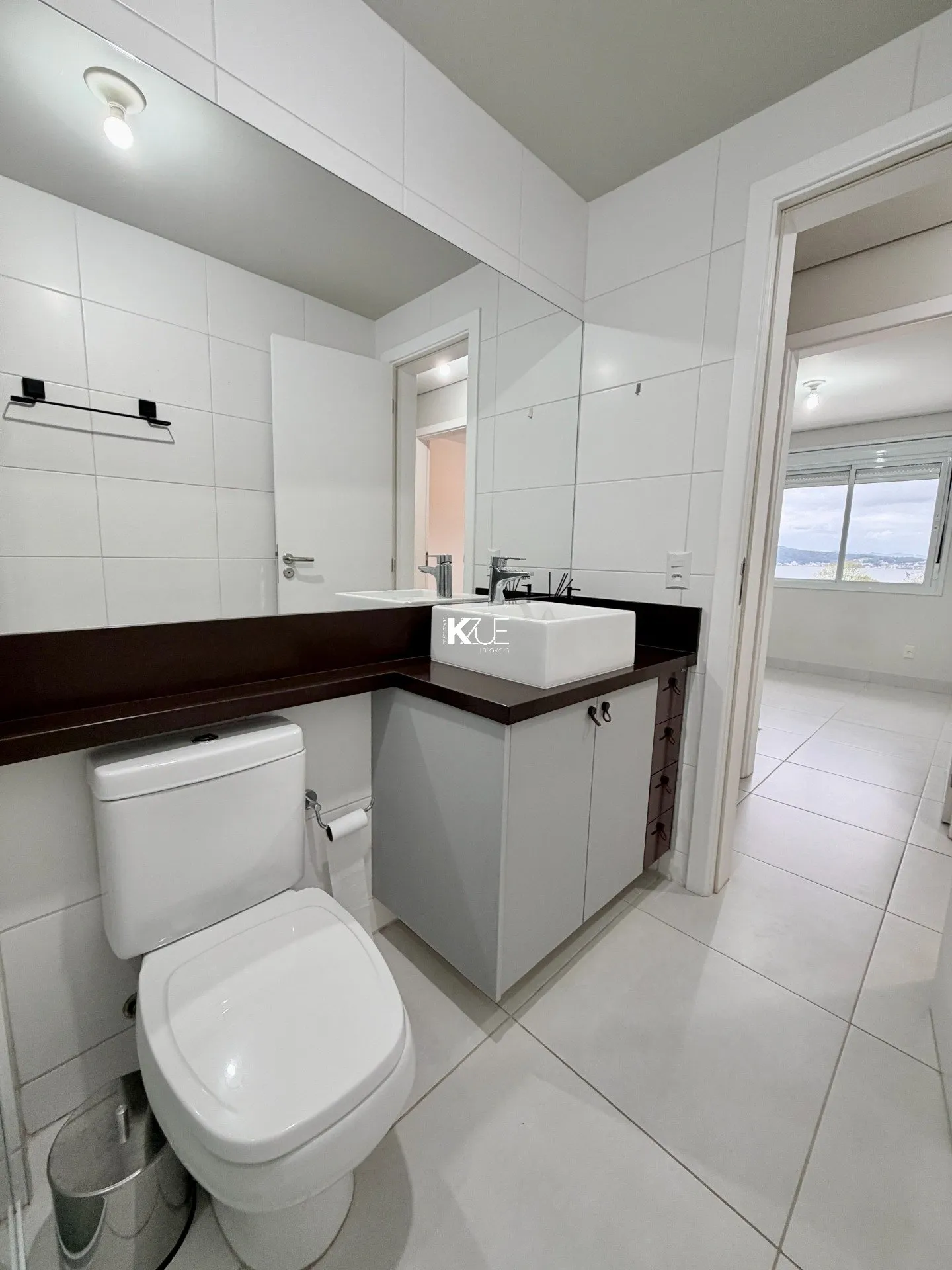 Furnished apartment, 111 m², with a water view — photo 31