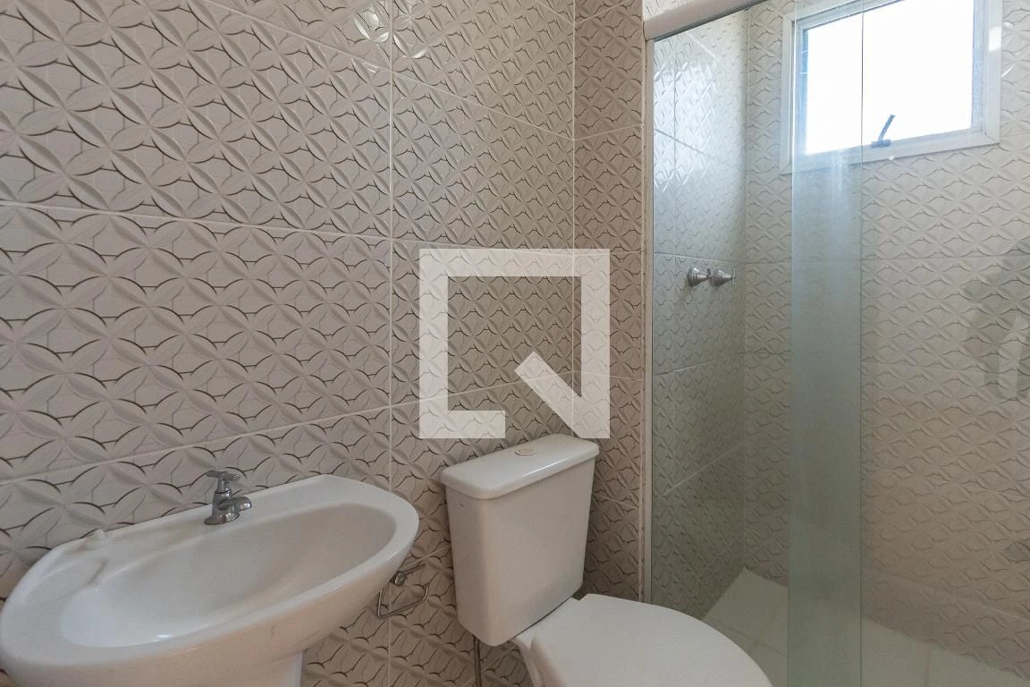 Rental apartment with 2 bedrooms and a balcony — photo 7