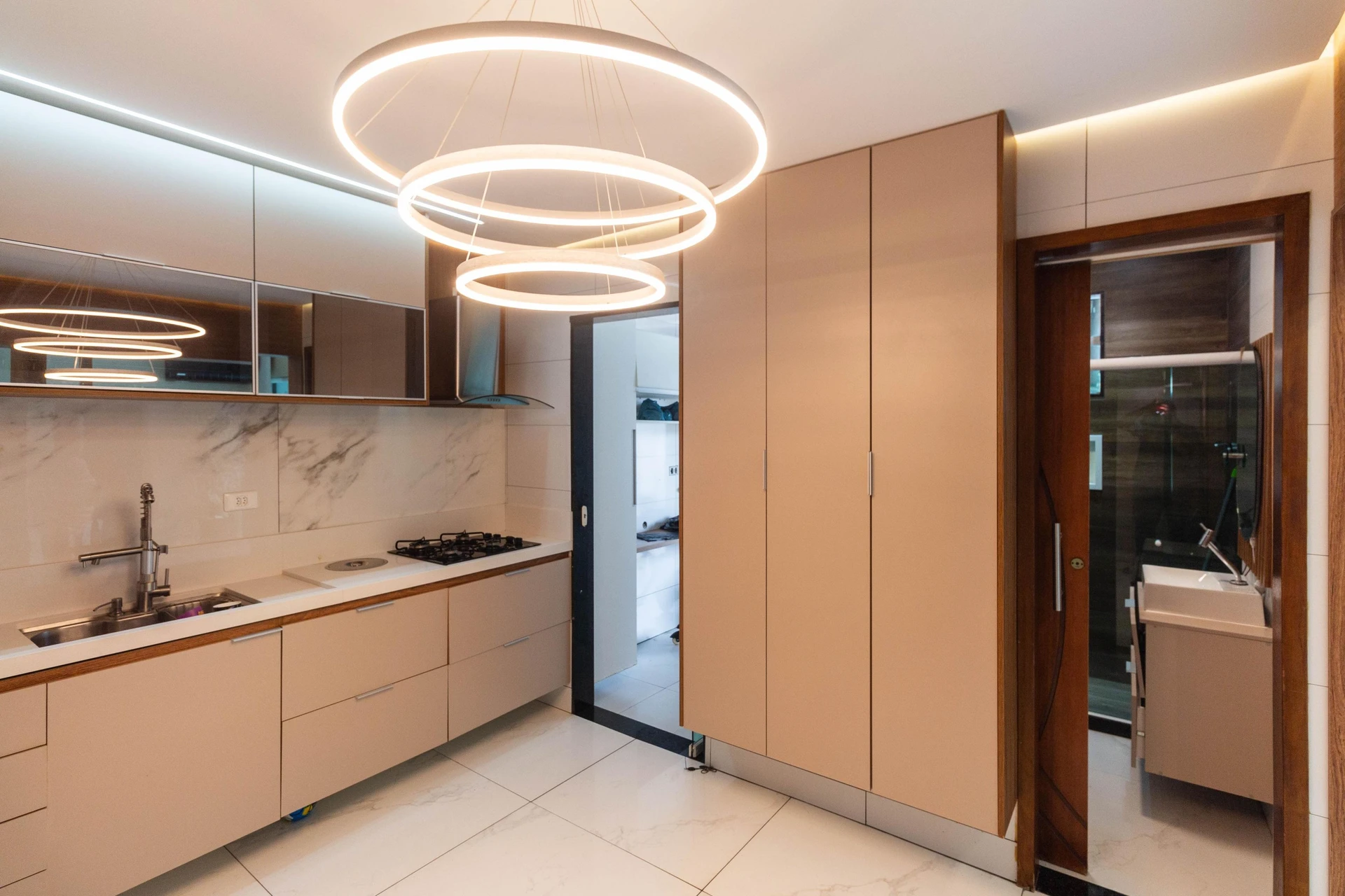 Гардеробна та 2 спальні: будинок 100 м² — photo 2