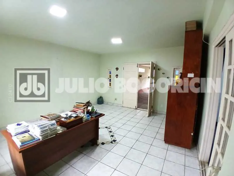 Casa com 5 quartos e área da piscina aberta — photo 7