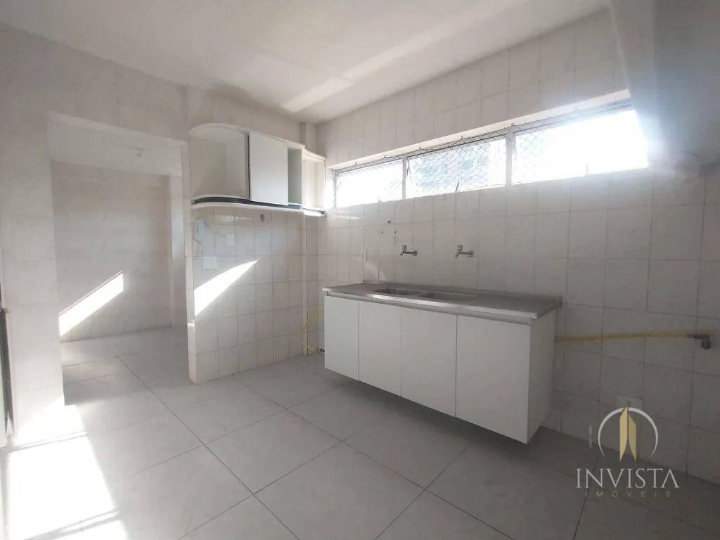 4-bedroom apartment with private barbecue area — photo 7
