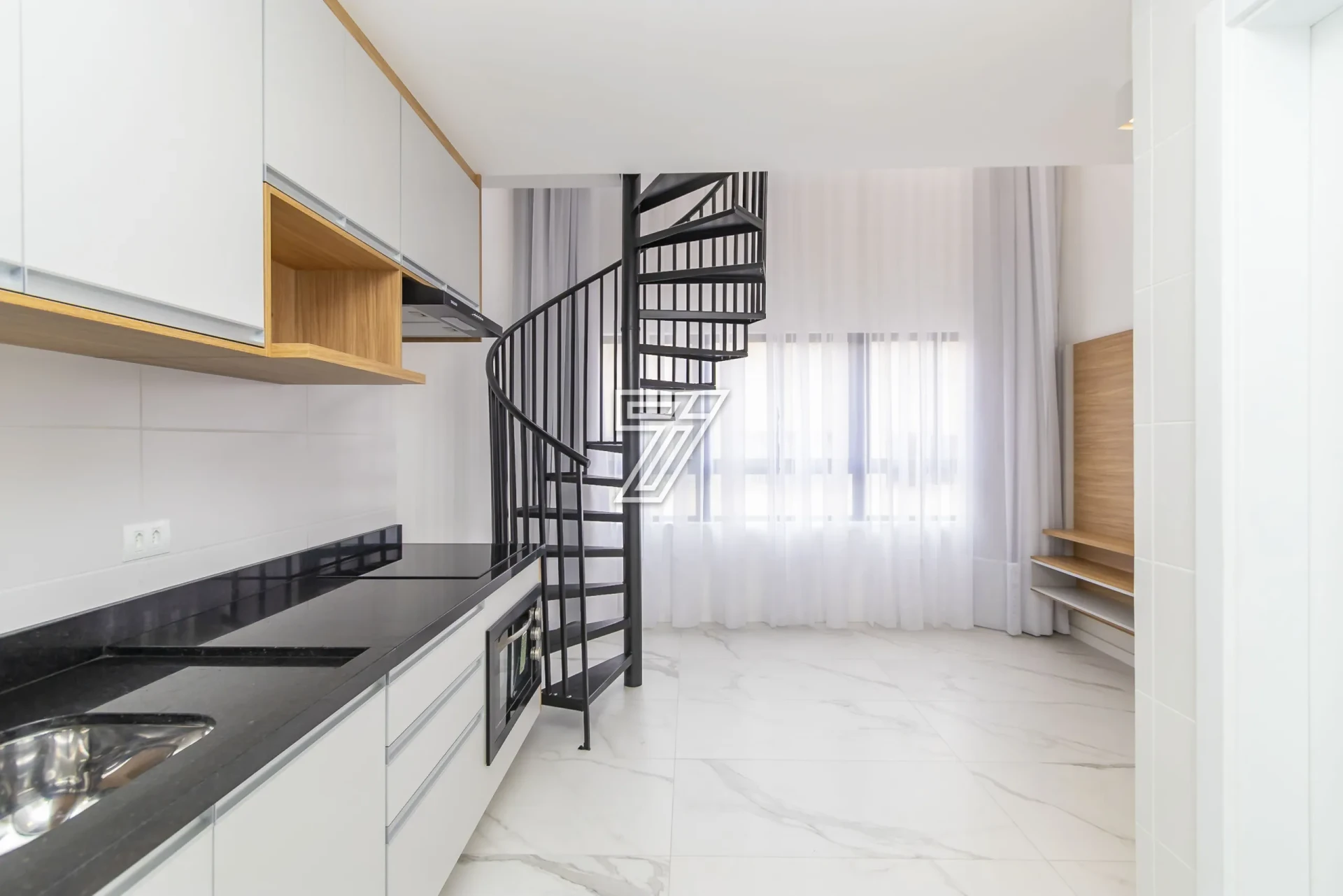 43 m² duplex loft with an open-plan kitchen — photo 3
