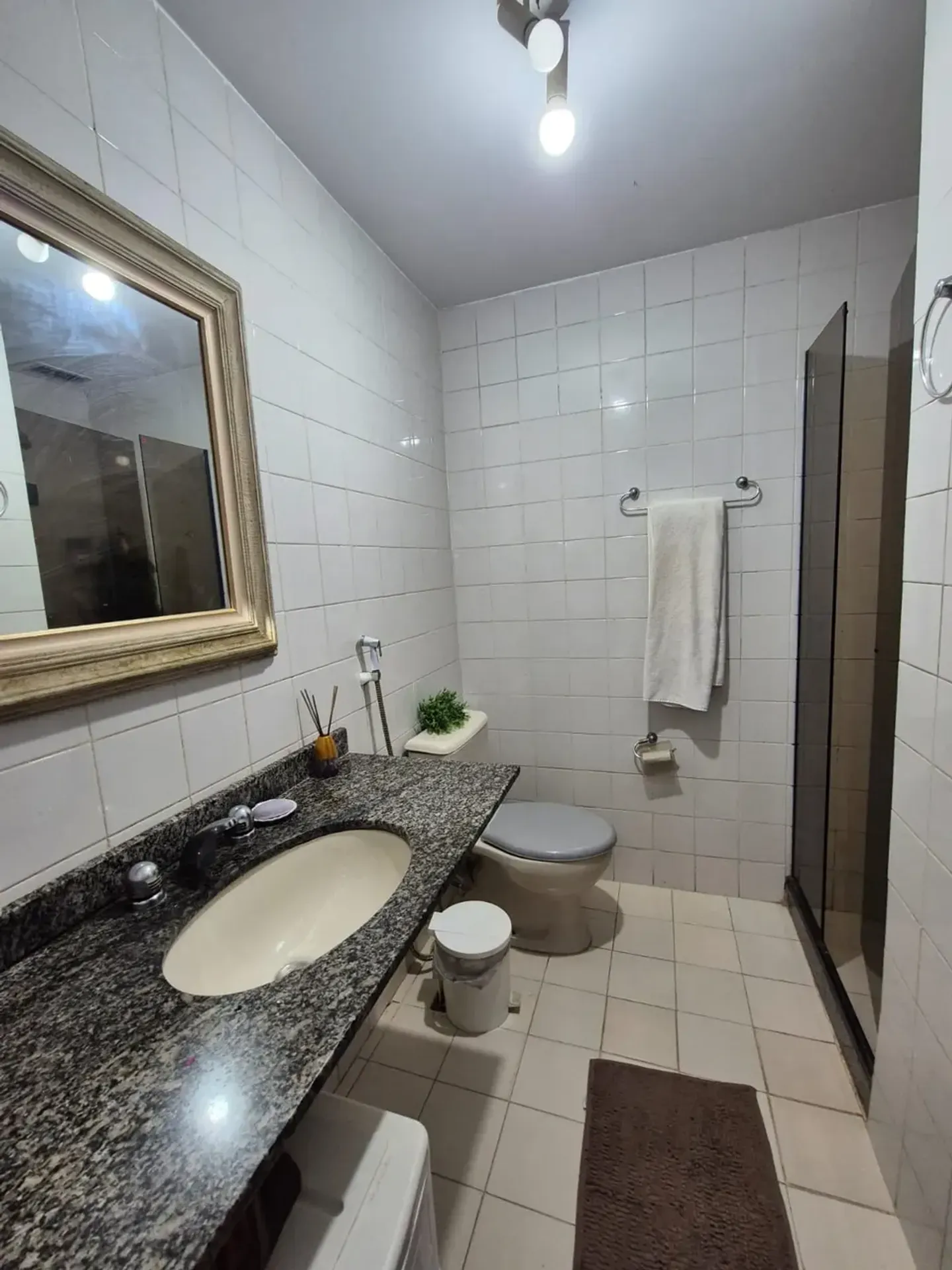 Вид на воду и 2 спальни: квартира 75 м² — photo 11
