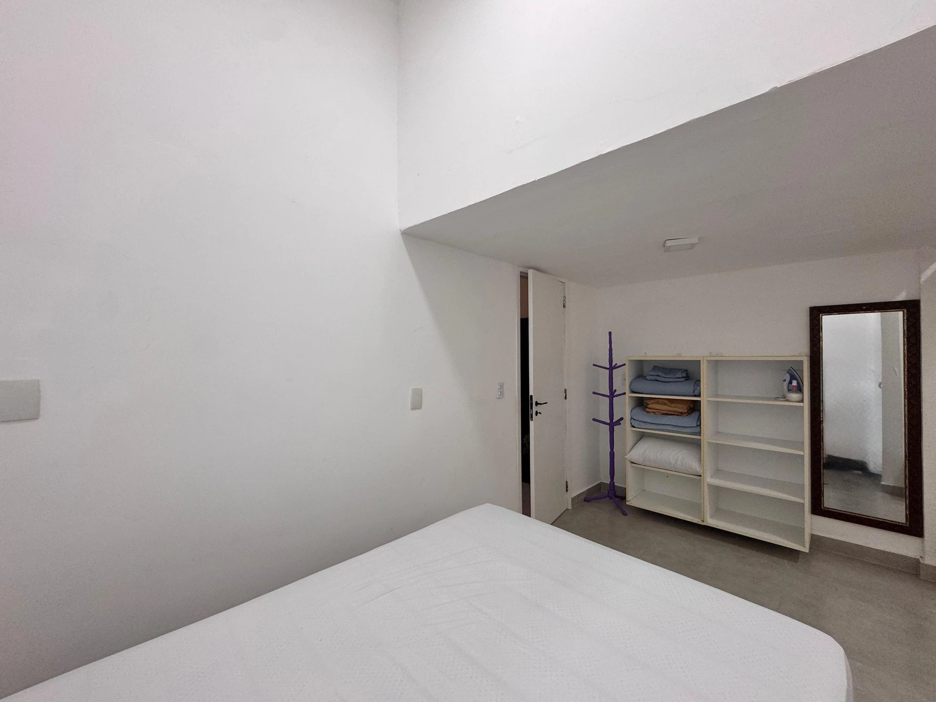 Washing machine in a one-bedroom house, 76 m² — photo 25