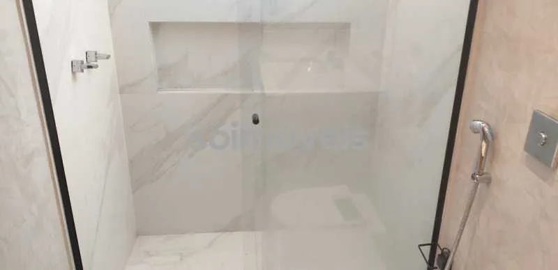 120 m² apartment with a washing machine and a home office — photo 2