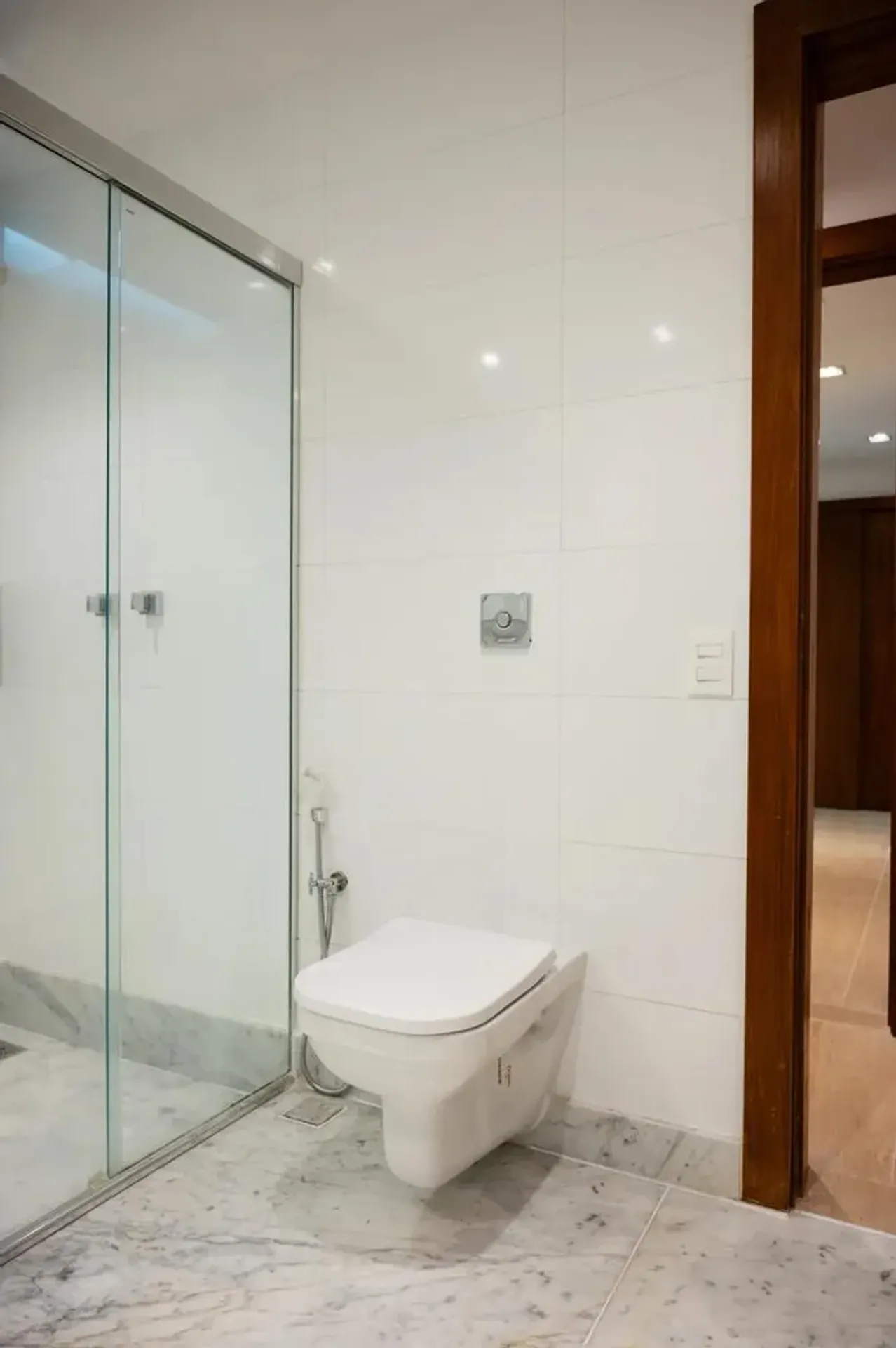 5-bedroom apartment, 1 with its own bathroom, 218 m² — photo 20