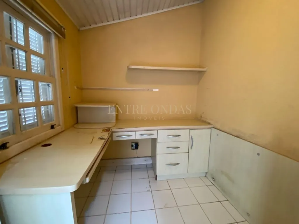 Home office in a 3-bedroom house, 170 m² — photo 43
