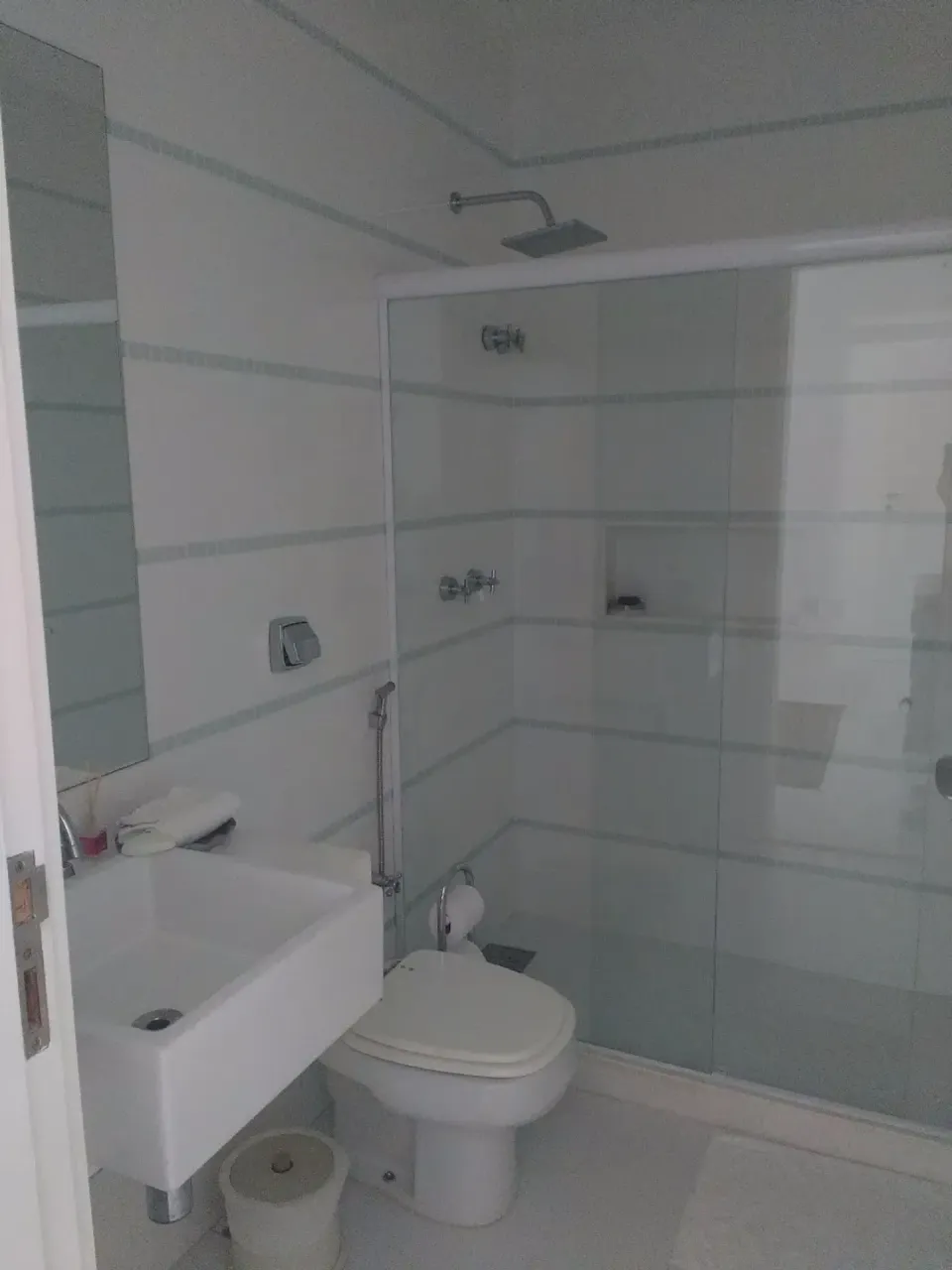 Furnished 5-bedroom house with 3 bathrooms and open-plan kitchen — photo 13