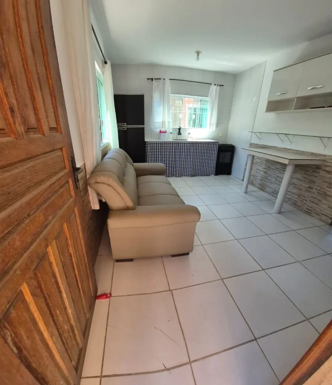 Furnished one-bedroom, 25 m² apartment in Florianópolis — photo 7
