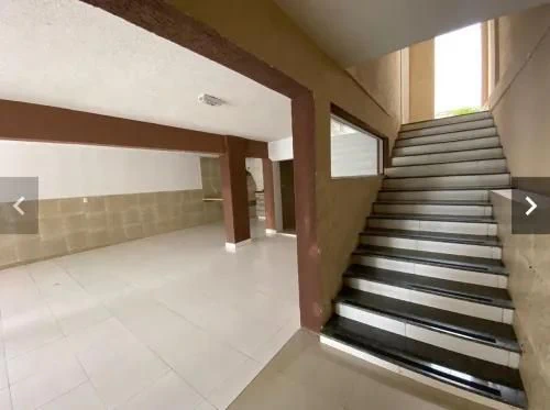 3-bedroom house with 2 bathrooms and no parking — photo 4