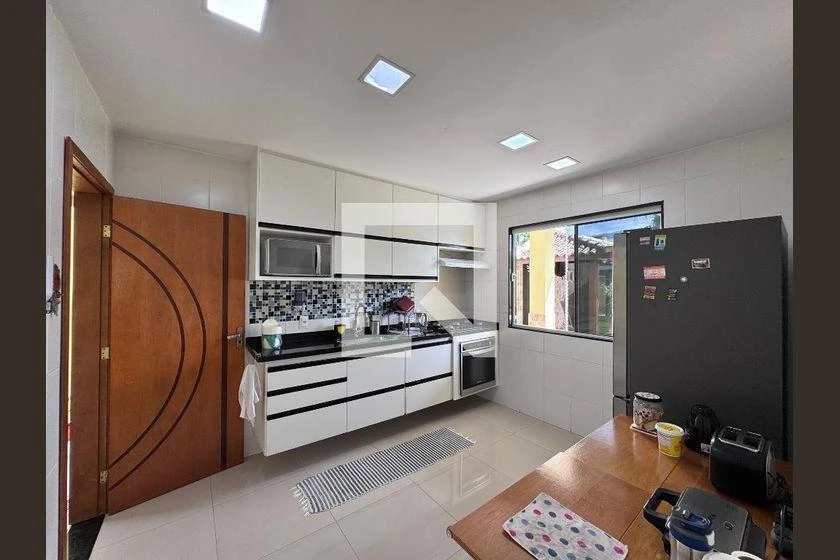Furnished 367 m² apartment with 4 bedrooms and 3 parking — photo 11