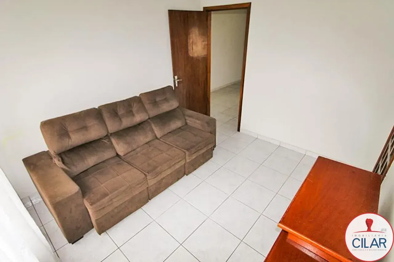 Unfurnished 4-bedroom house with 2 bathrooms — photo 8