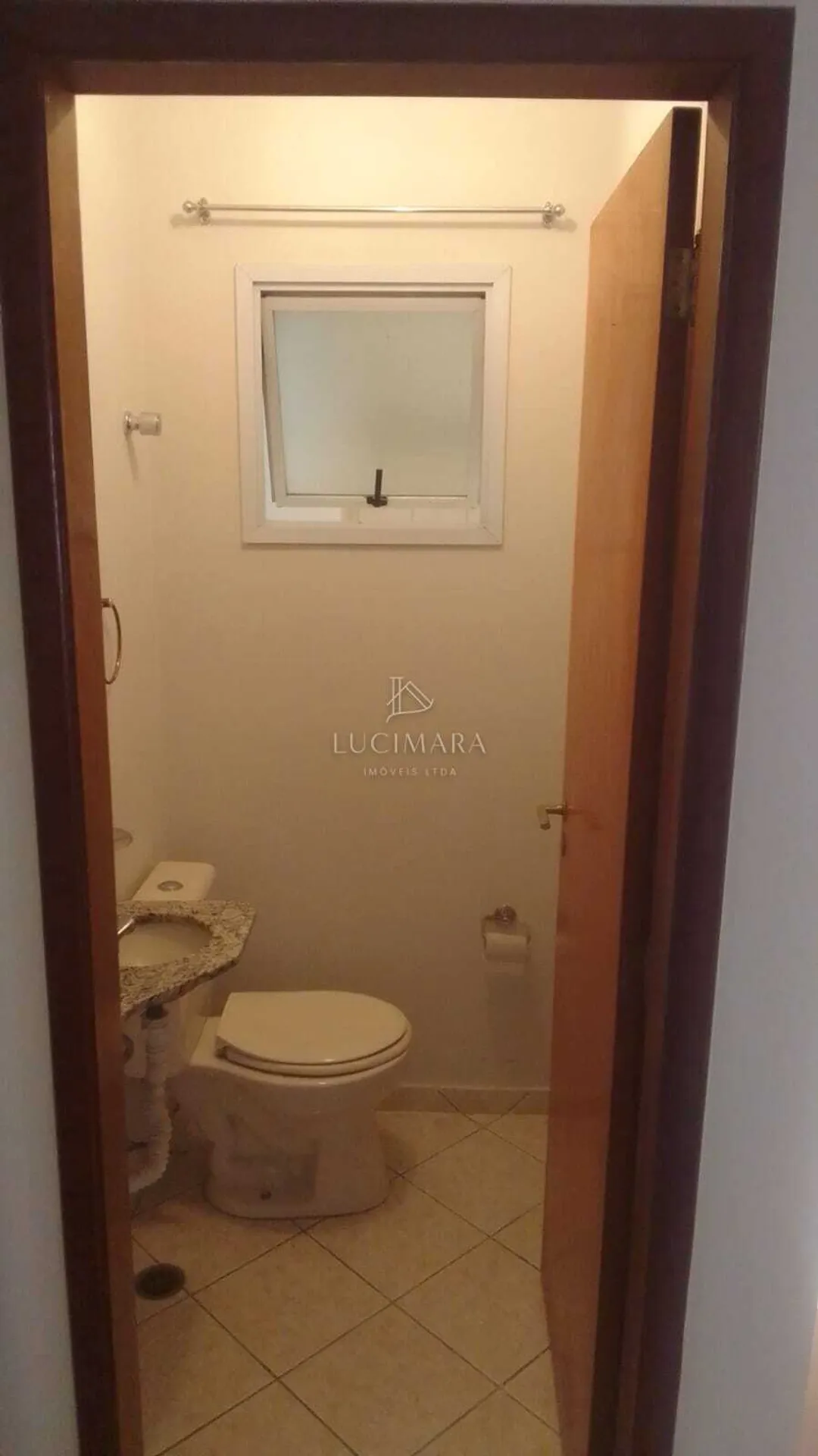 97 m² house with a grill on the balcony and a walk-in closet — photo 20