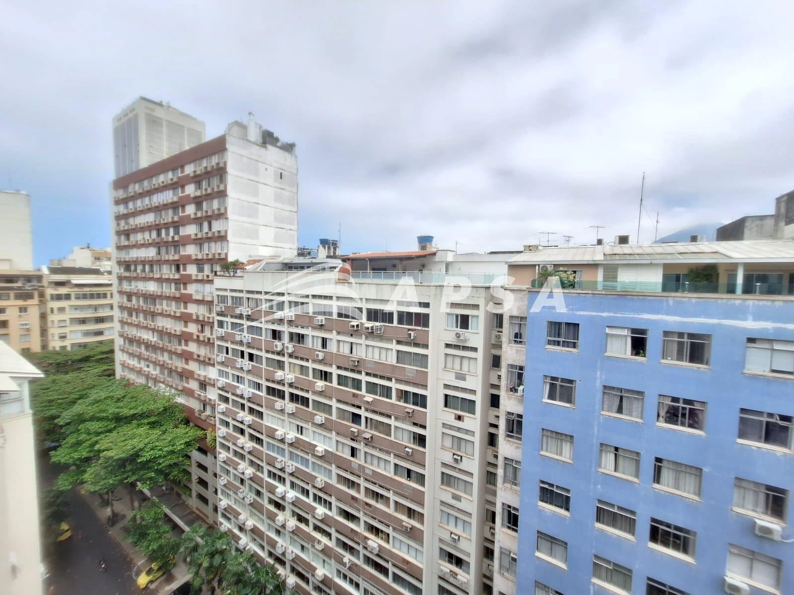 75 m² apartment with 2 bedrooms and a balcony — photo 17