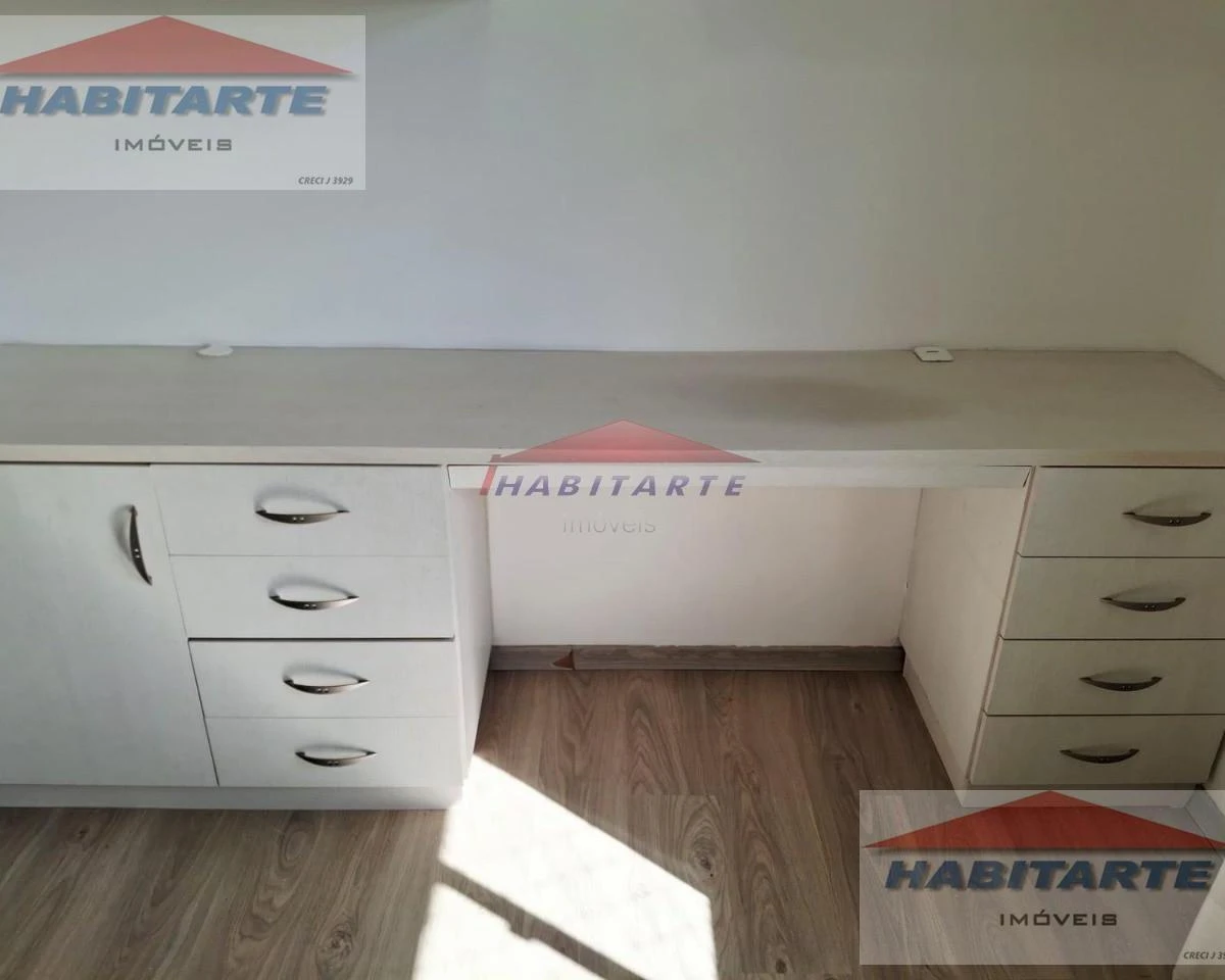 Rental apartment with 3 bedrooms and 1 parking spot — photo 32