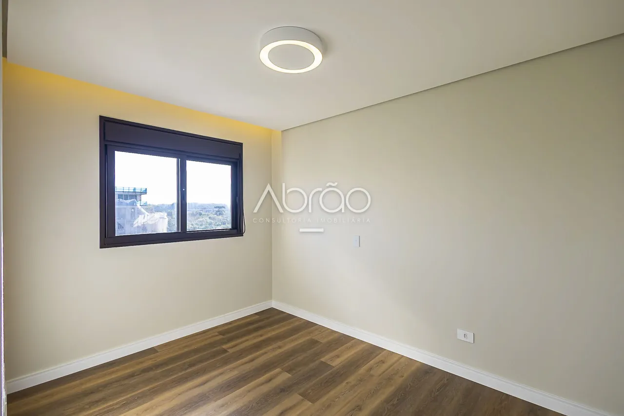 3-bedroom apartment with 1 en-suite bathroom — photo 13