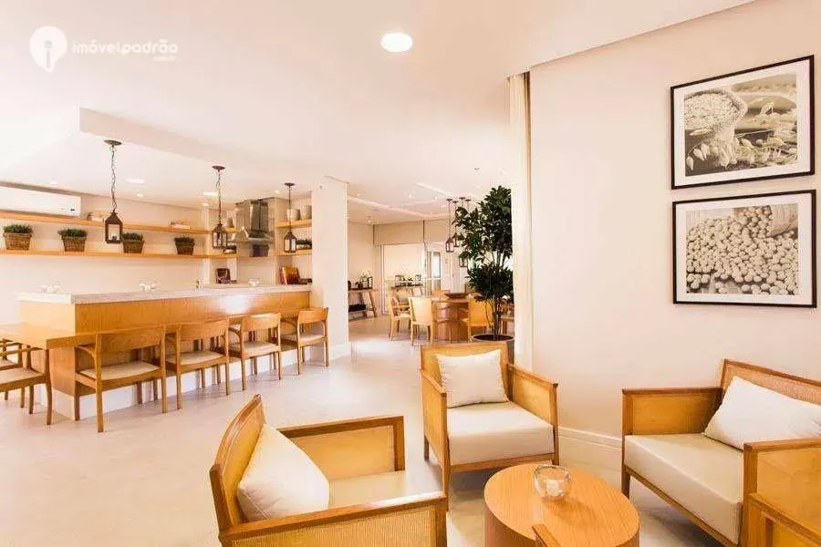 Furnished 2-bedroom apartment with enclosed balcony — photo 27
