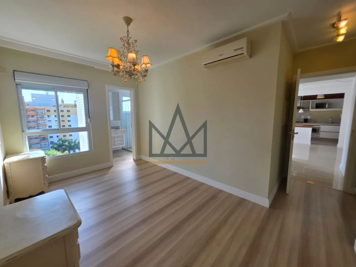 Квартира с 2 спальнями, suite и балконом, 77 м² — photo 21