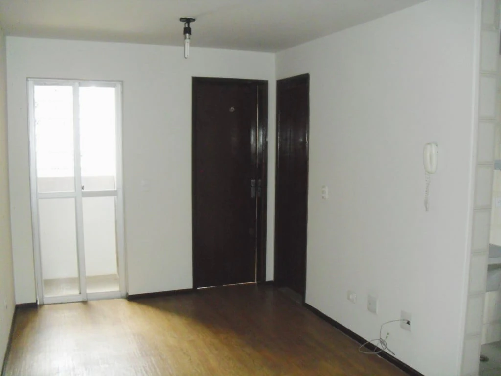 Apartamento com piso de madeira ou laminado, Centro — photo 2