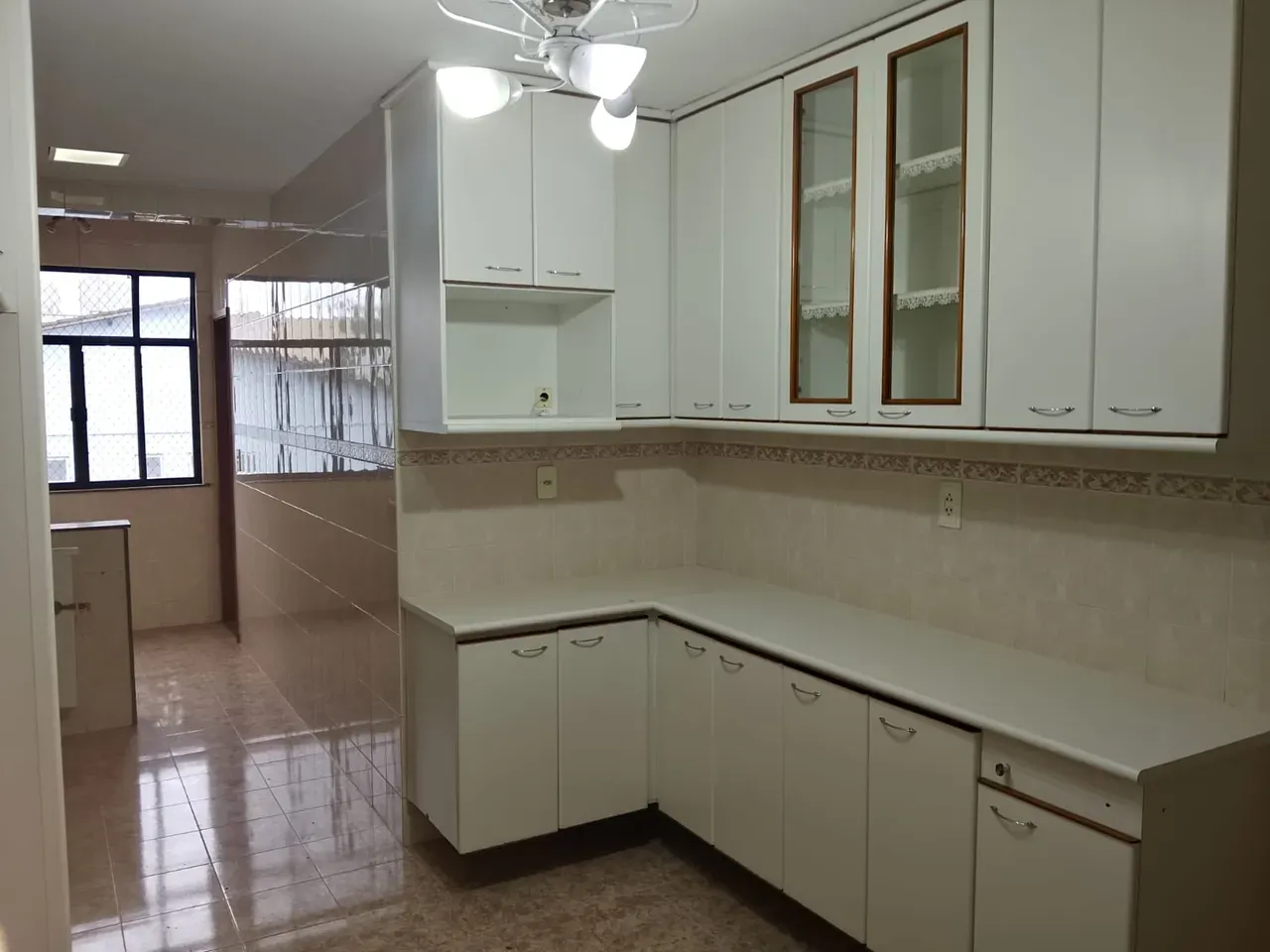 Rental apartment with 3 bedrooms, 3 baths and 140 m² — photo 5