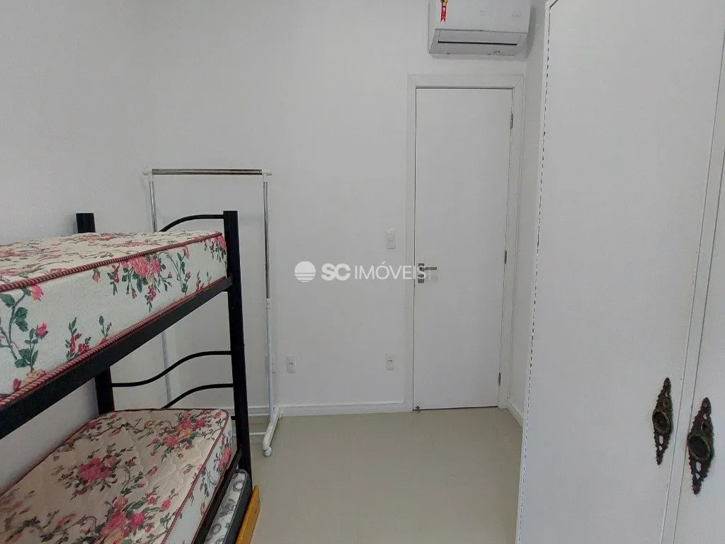 2-bedroom apartment with a washing machine in Florianópolis — photo 8