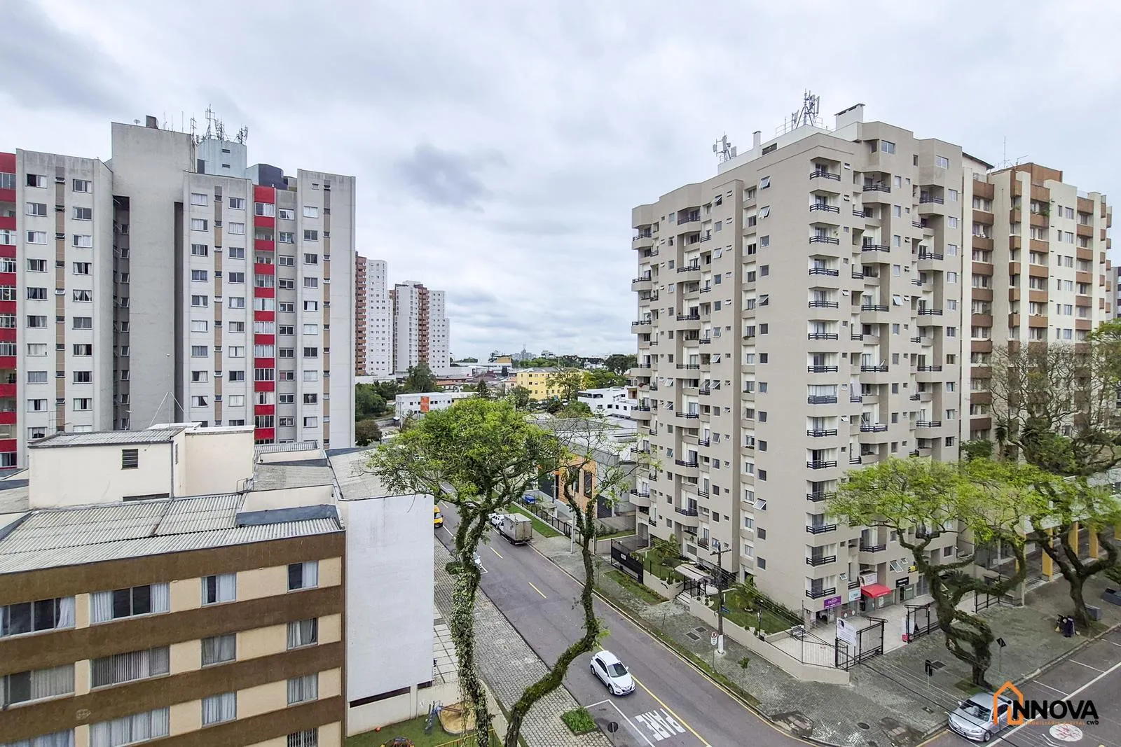 Робоче місце та 1 спальня: квартира 35 м² — photo 23