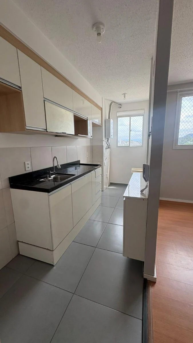 40 m² apartment with 2 bedrooms and city view — photo 2