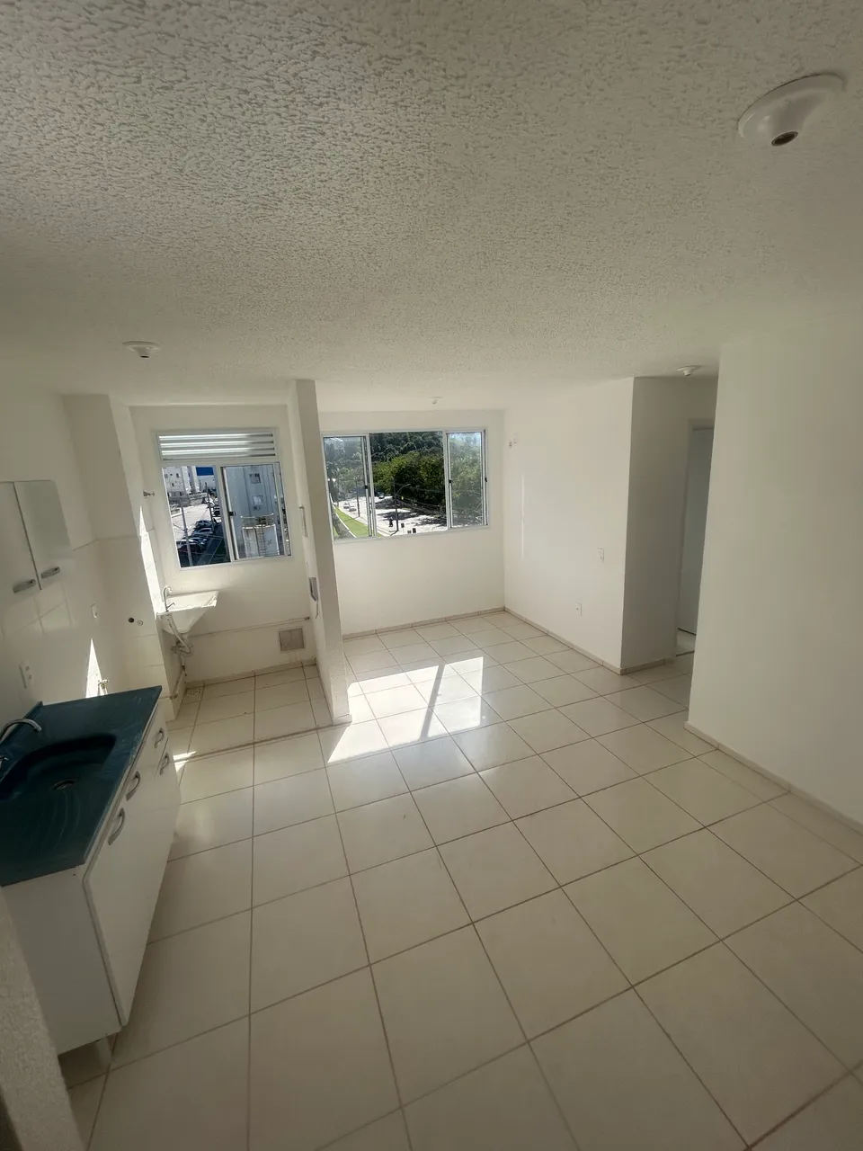 House with 2 bedrooms, 1 parking space and gas stove — photo 2