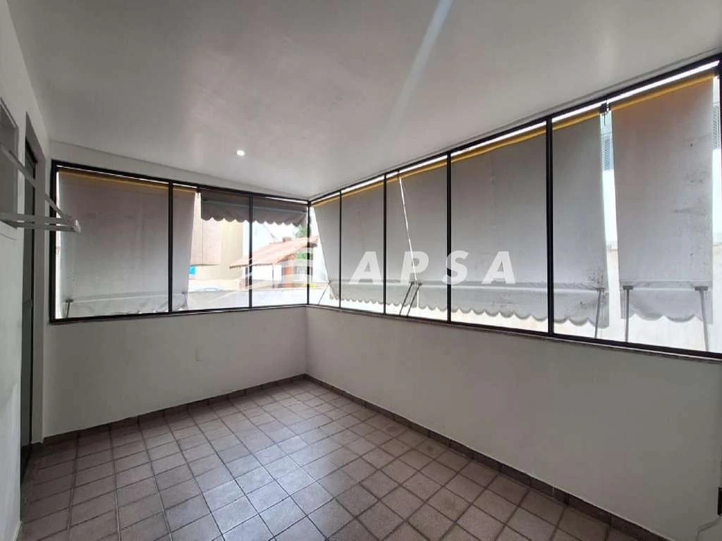 Apartamento de 200 m² com cozinha separada e 4 quartos — photo 21