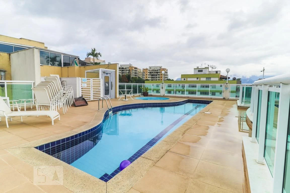 2-bedroom apartment with condo BBQ area and 1 parking spot — photo 43