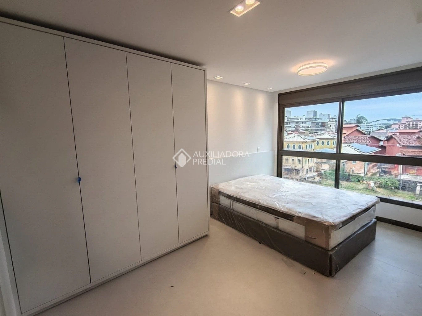 Apartamento mobiliado de 1 quarto em condomínio com academia — photo 13