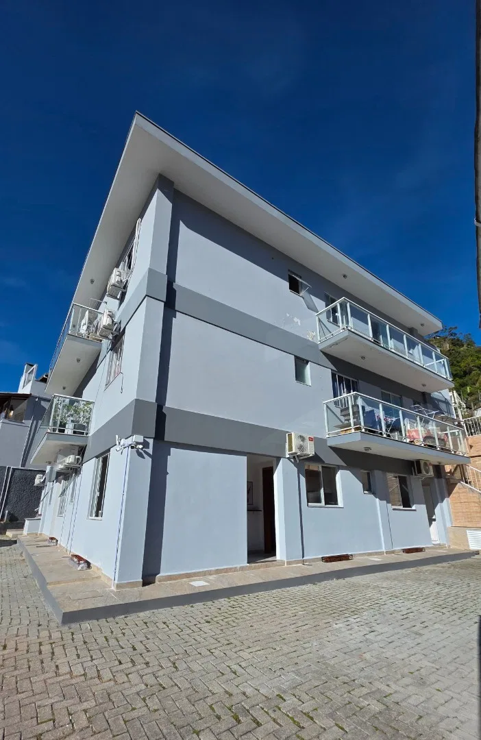 Kitnet/stúdio de 40 m² com quarto e banheiro privativo — photo 2