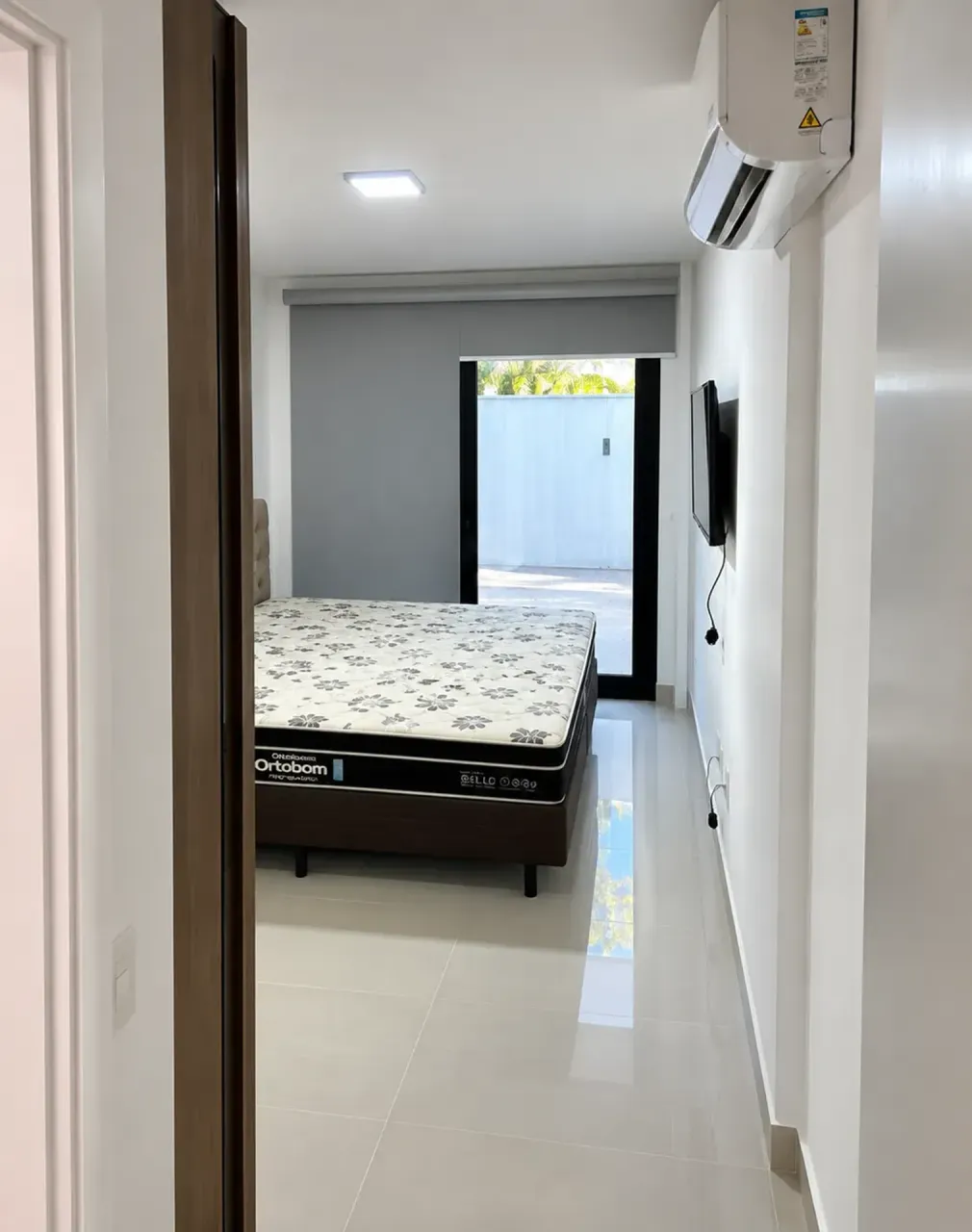 House with 4 bedrooms and 5 bathrooms, closed kitchen — photo 10