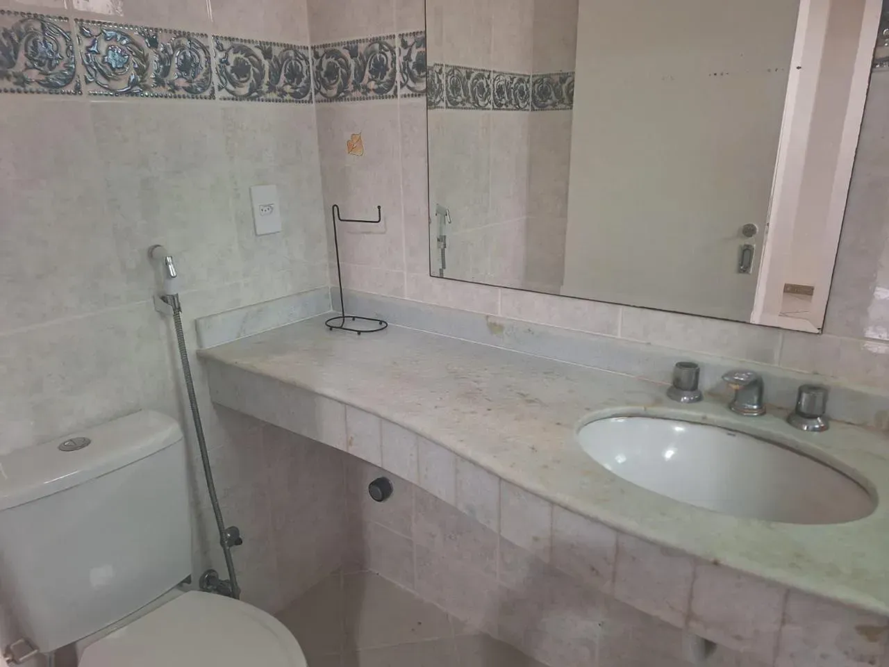 Apartamento sem mobília com 3 quartos e varanda — photo 19