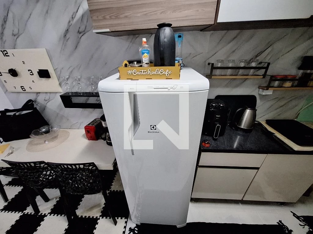 Furnished 1-bedroom apartment with 1 bathroom, no parking — photo 10