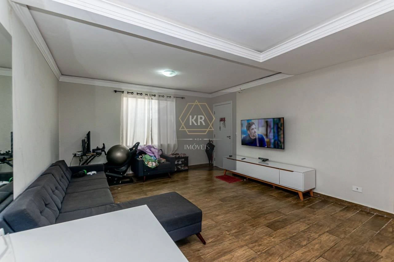 3-bedroom house with floor-to-ceiling windows — photo 19