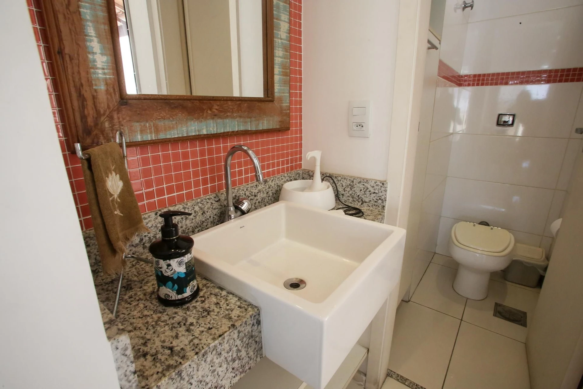 Apartamento mobiliado: 4 quartos, 4 banheiros e 2 vagas — photo 53