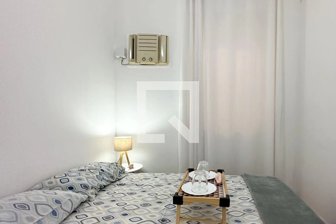1 quarto e piso de madeira ou laminado: apartamento de 45 m² — photo 18
