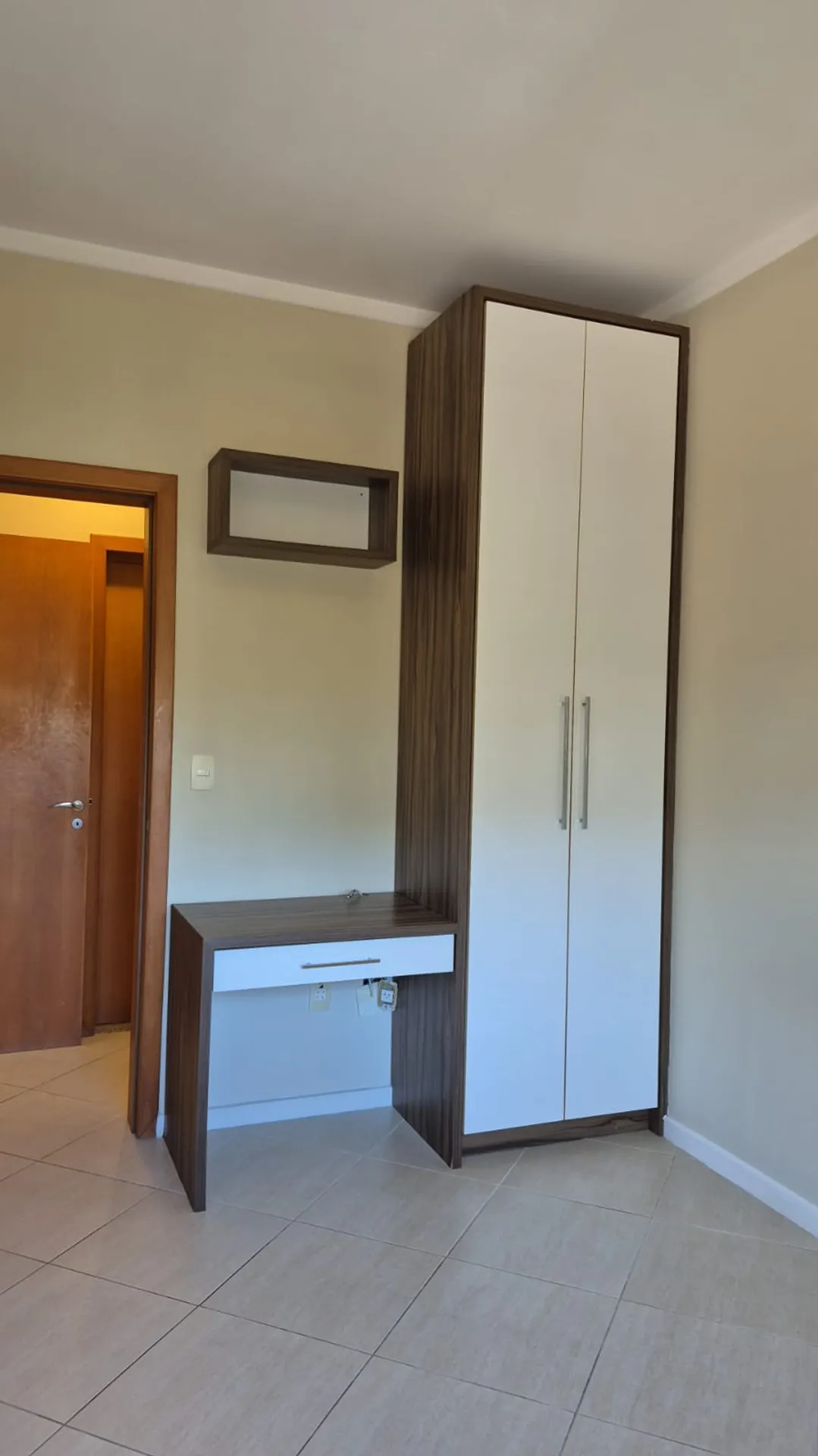 Apartment on the 3rd floor with a home office — photo 2